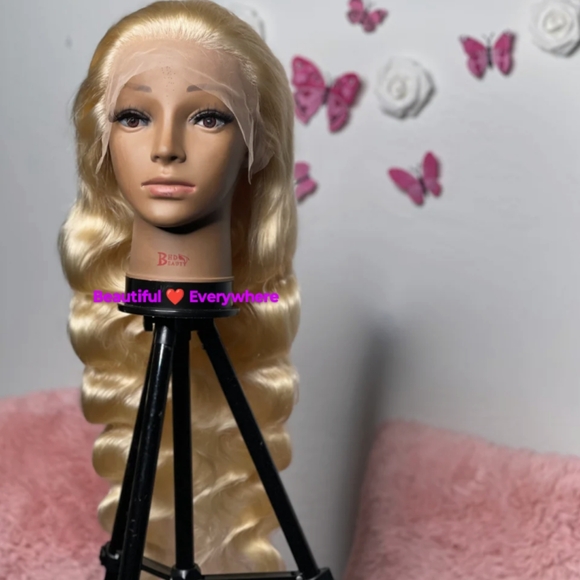 Human Hair Lace Wig - Picture 4 of 6
